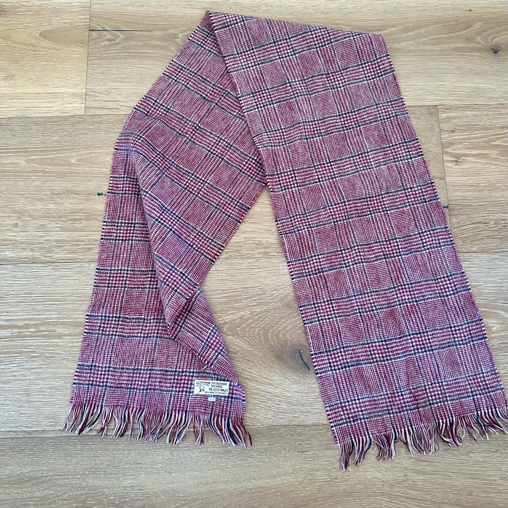 Vintage 70s Hilltop Brand Cashmere Scarf